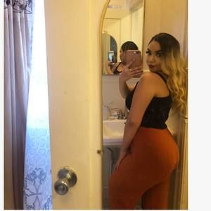 Meet your Posher, Lizbeth